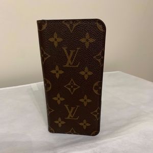 Louis Vuitton iPhone 8Plus Monogram Folio Case